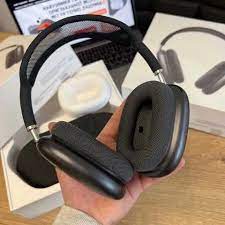 Apple Airpods Max Wireless Over-ear Headphones. Active Noise Cancelling, Transparency Mode, Spatial Audio, Refurbished Headphones